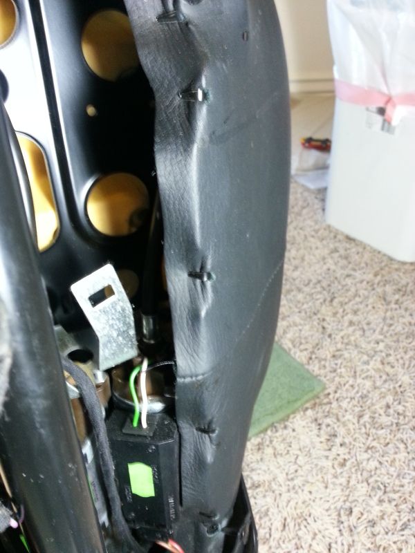 Ultimate e39 seat fix/disassembly/reassembly (Lotsopictures)